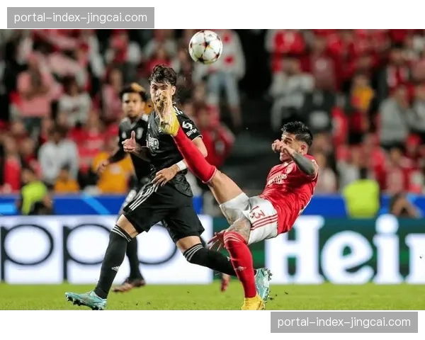 从0-2到3-2：复盘维拉主场惊天逆转水晶宫的关键二十分钟